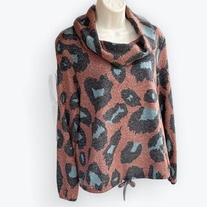 Tribal Funnel Neck Fleecy Leopard Print Sweater Made in Canada ~ M